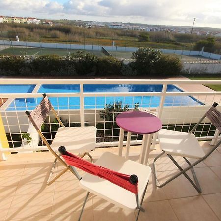 Surf House Baleal Bed & Breakfast Exterior photo